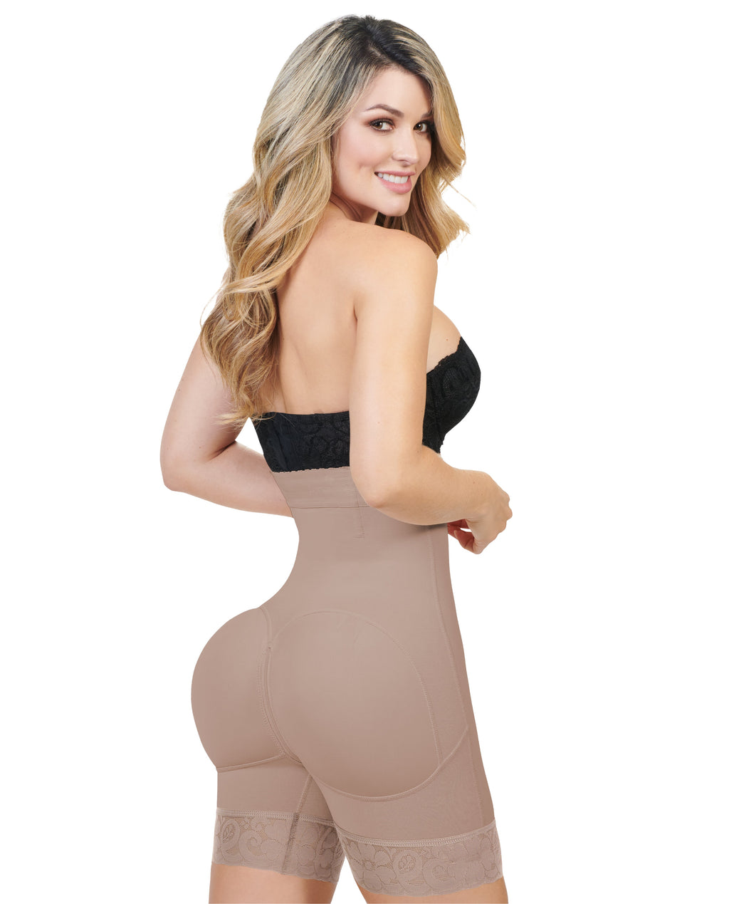 {product_title} in {variant_option_1} - {product_type}