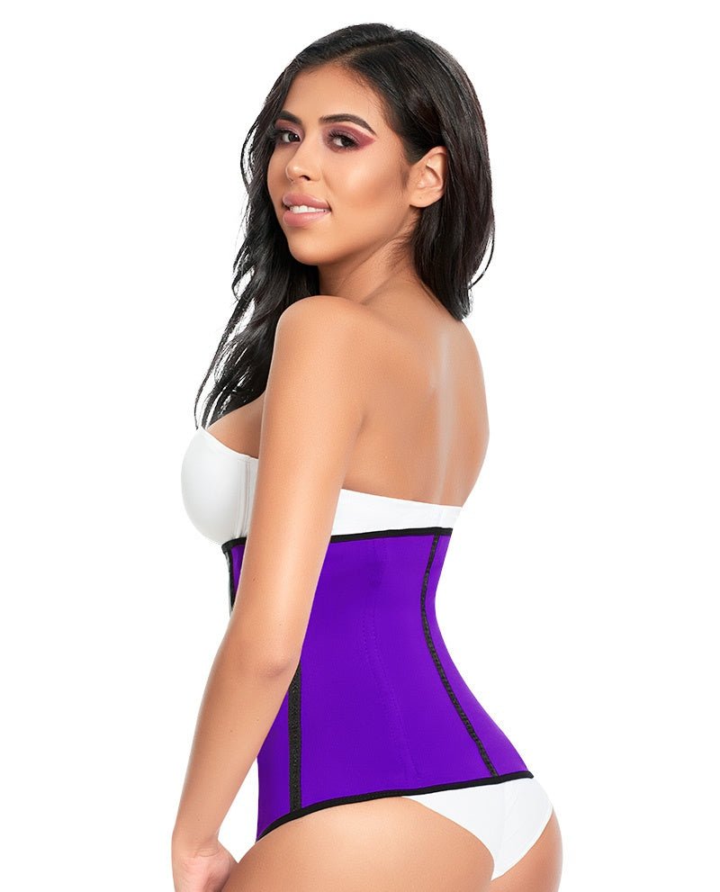 {product_title} in {variant_option_1} - {product_type}