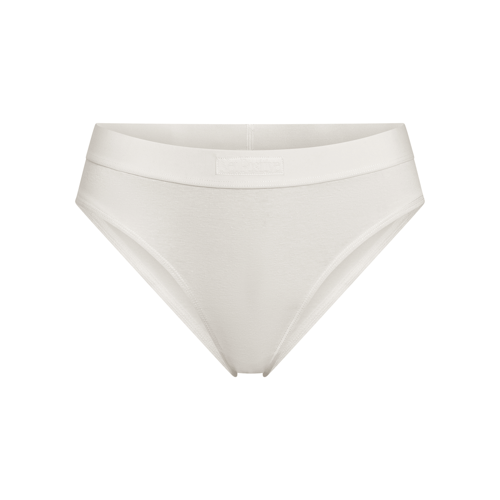{product_title} in {variant_option_1} - {product_type}