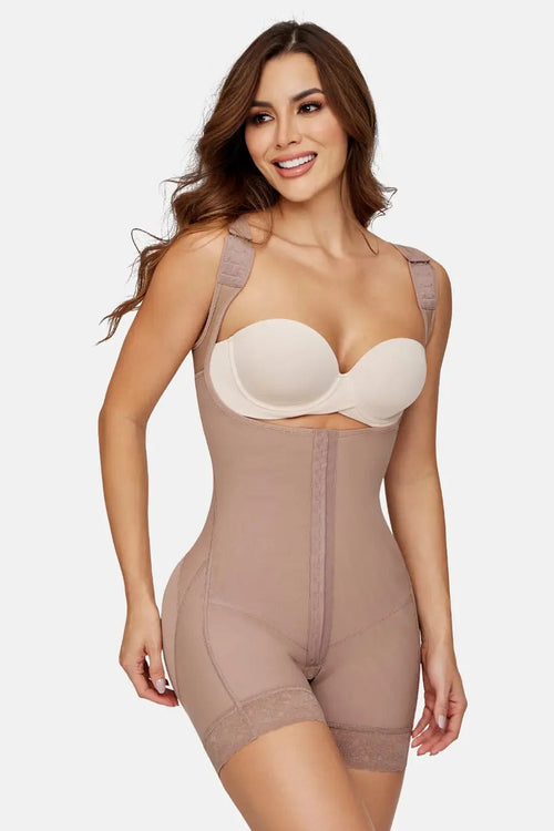 {product_title} in {variant_option_1} - {product_type}