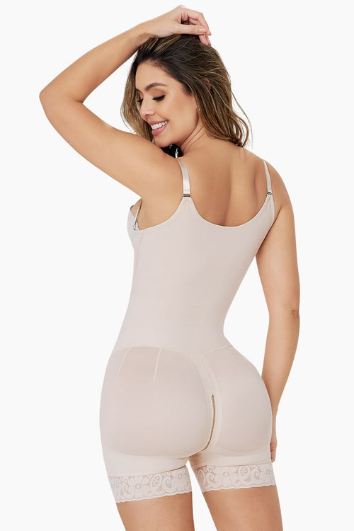 {product_title} in {variant_option_1} - {product_type}
