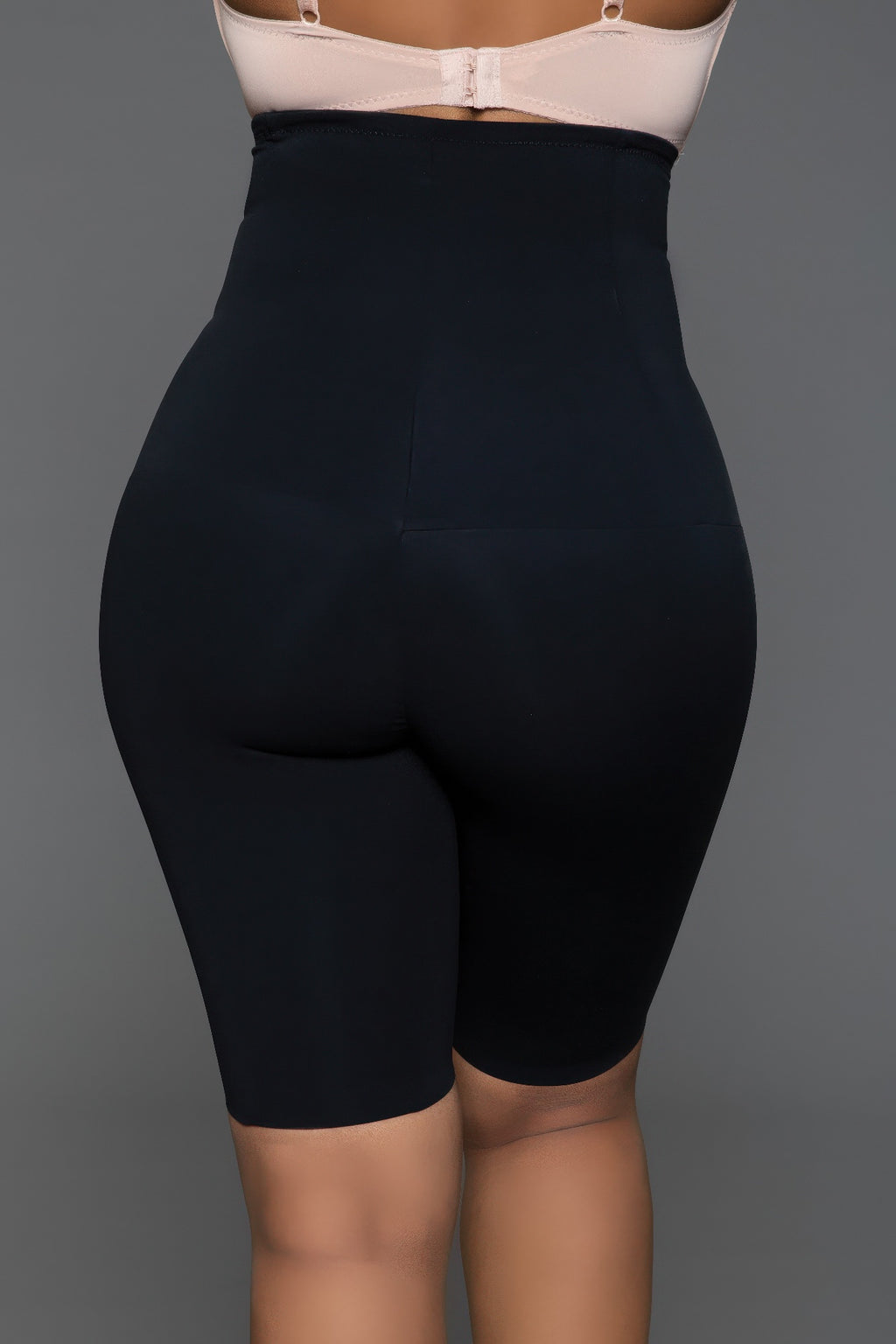 {product_title} in {variant_option_1} - {product_type}